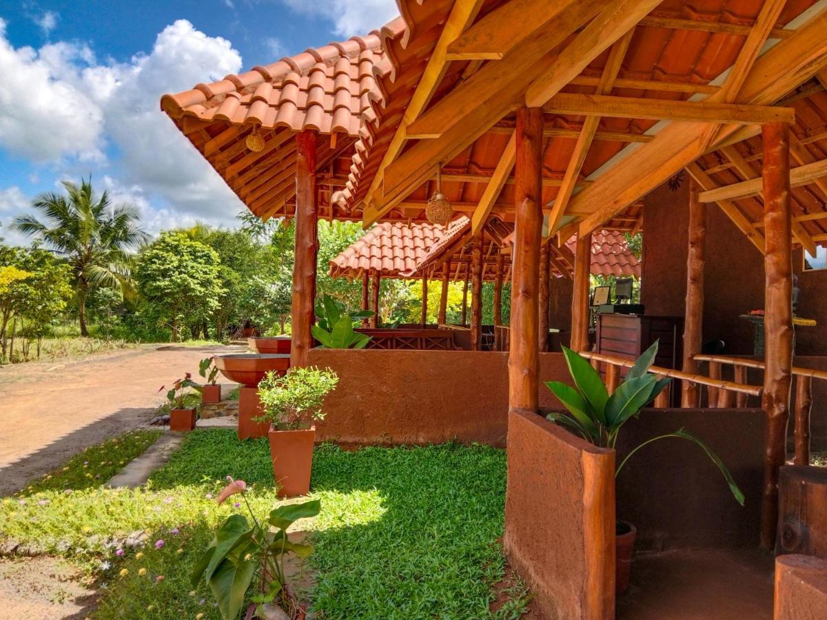 Ceylon Amigos Eco Resort Sigirîya Extérieur photo