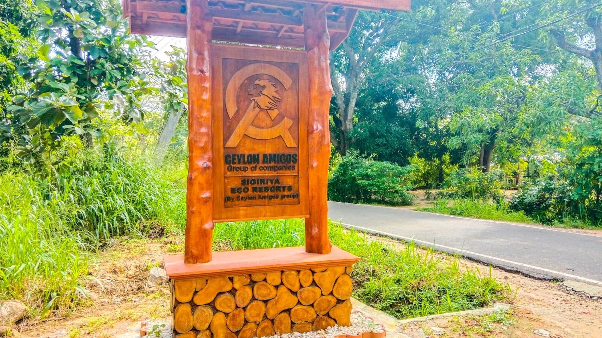 Ceylon Amigos Eco Resort Sigirîya Extérieur photo