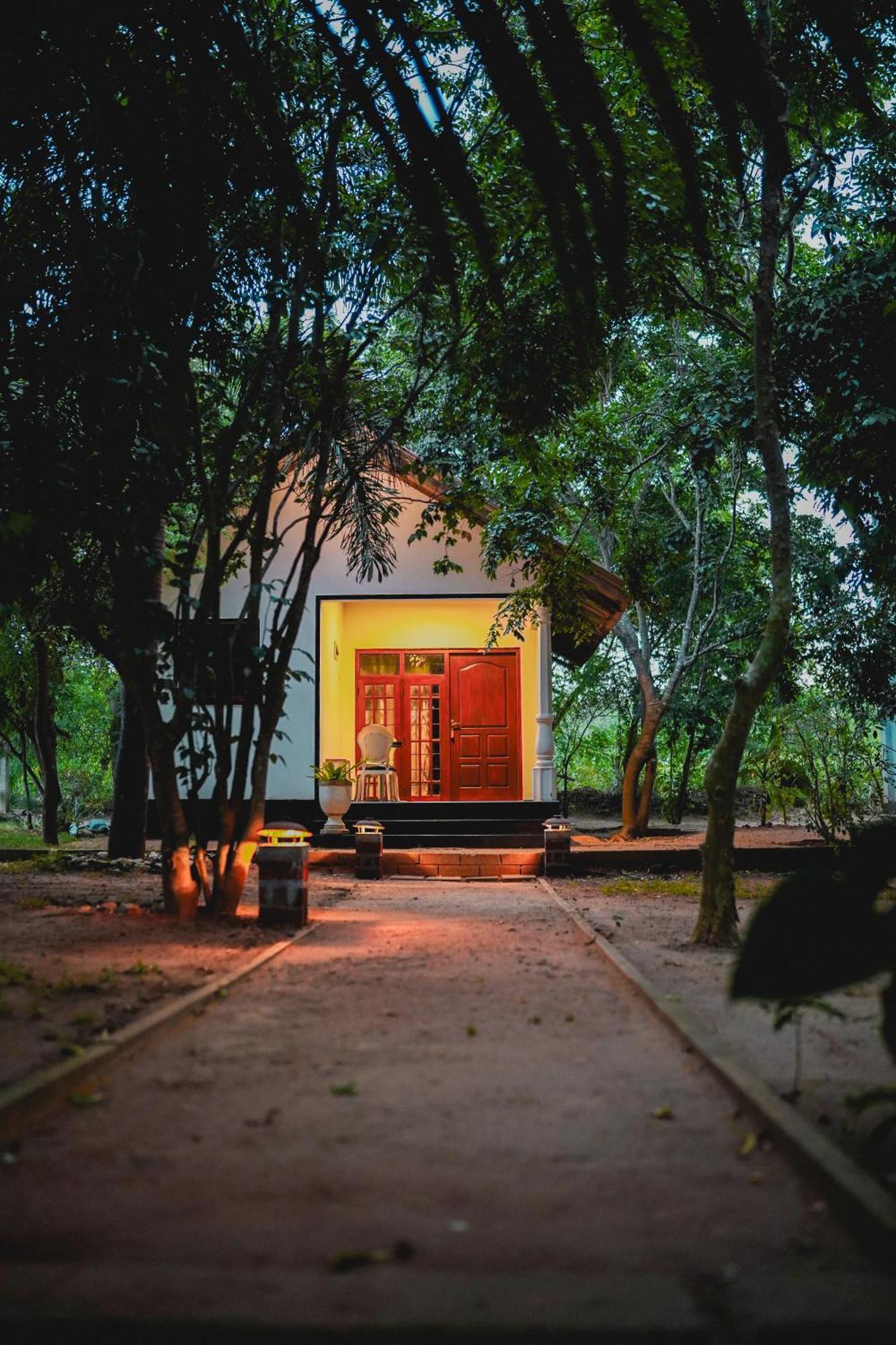 Ceylon Amigos Eco Resort Sigirîya Extérieur photo